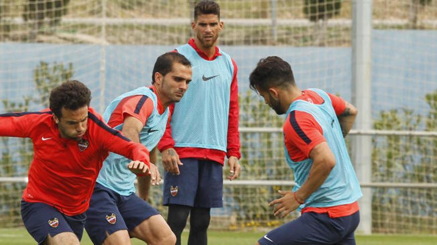 Entrenamiento del Levante UD