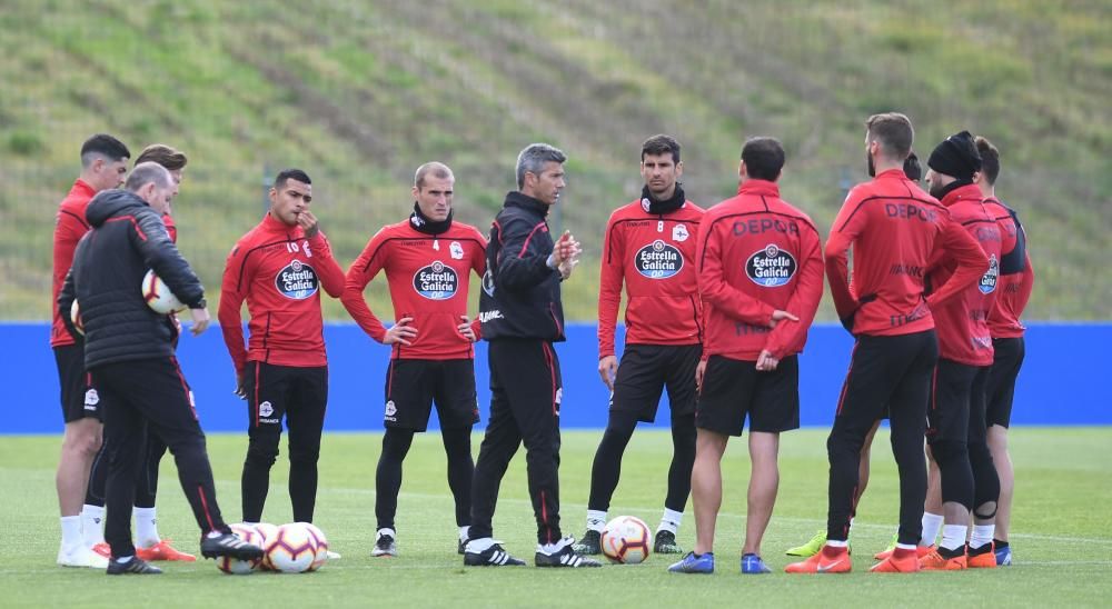 El nuevo técnico blanquiazul se pone al frente del equipo. El segundo entrenador Fabián Rivero y el preparador físico Moisés del Hoyo se unen junto a Martí al cuerpo técnico del primer equipo.