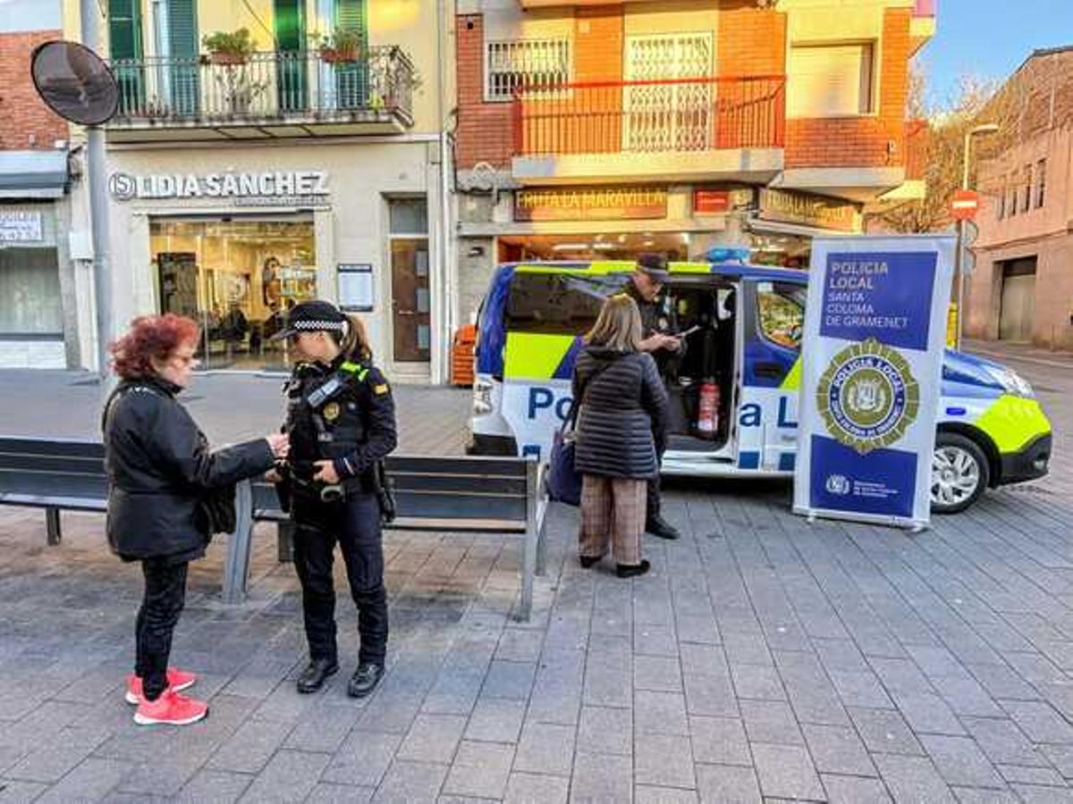 Punto de Información Policial en Santa Coloma de Gramenet