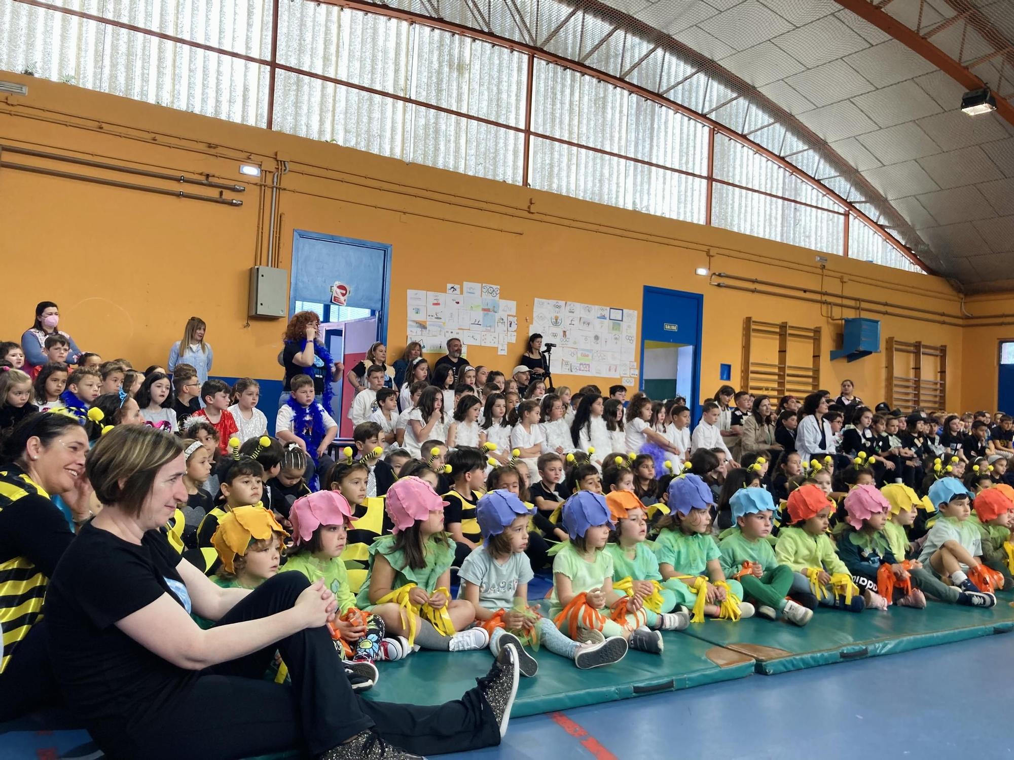 Así es desde dentro el gran musical de ABBA del colegio Virgen del Fresno