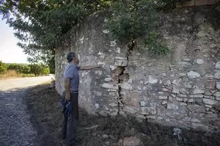 El viejo Berfull camina hacia la ruina total