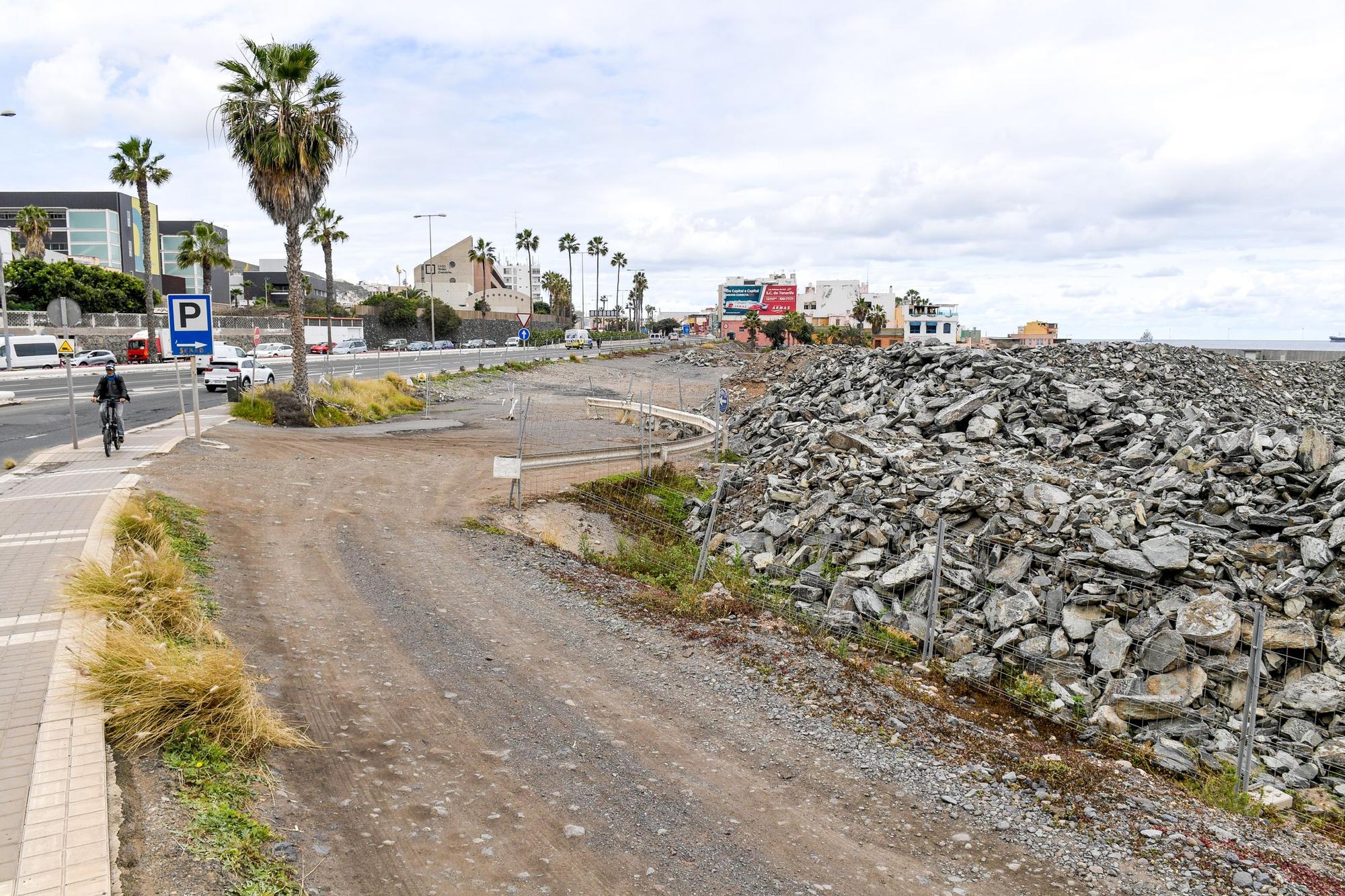 Estado de las obras en la Avenida Marítima, San Cristóbal y la estación de la Metroguagua en Hoya de la Plata