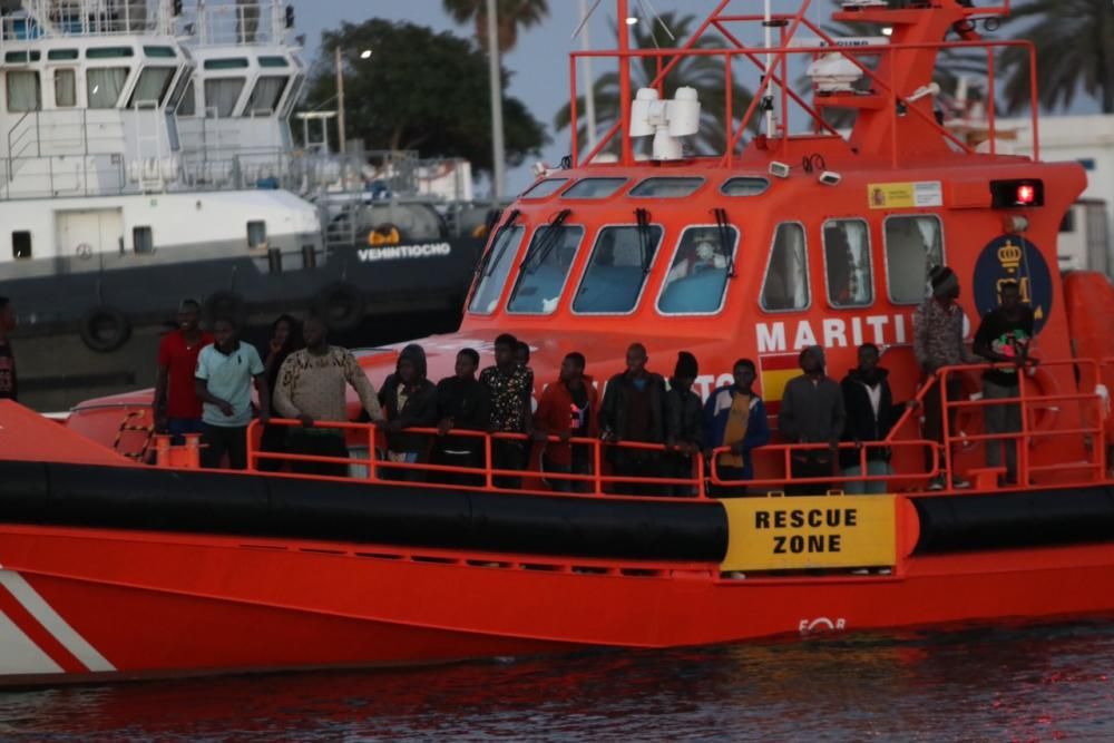 Rescatan a 59 inmigrantes frente a las costas de Málaga