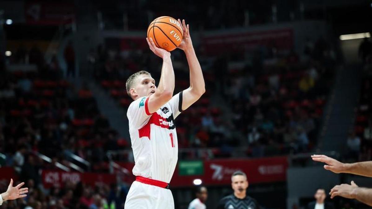 Photo: superdeporte.es Valencia Basket Signs Elias Valtonen on Unguaranteed Deal