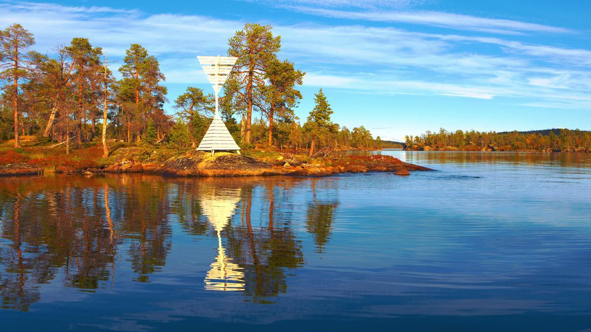 En las entrañas de Inari, el lago sagrado de la Laponia finlandesa