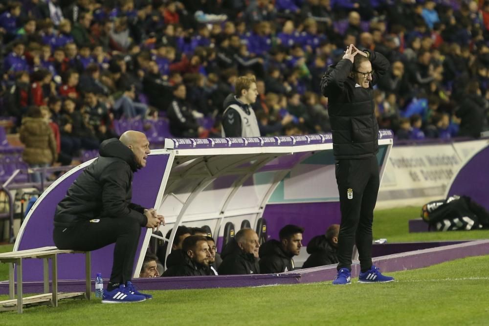 El partido entre el Valladolid y el Real Oviedo, en imágenes