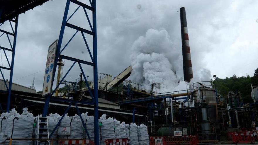 Instalaciones de la empresa Química del Nalón.