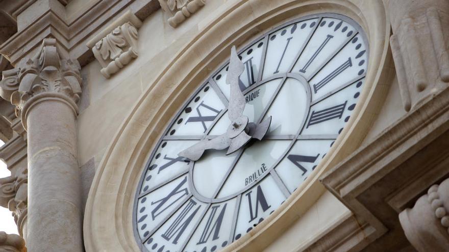 El reloj del ayuntamiento recuperará el toque de campanas