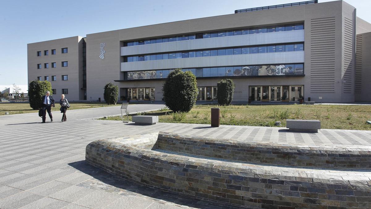 Fachada de la Ciudad de la Justicia de Castellón