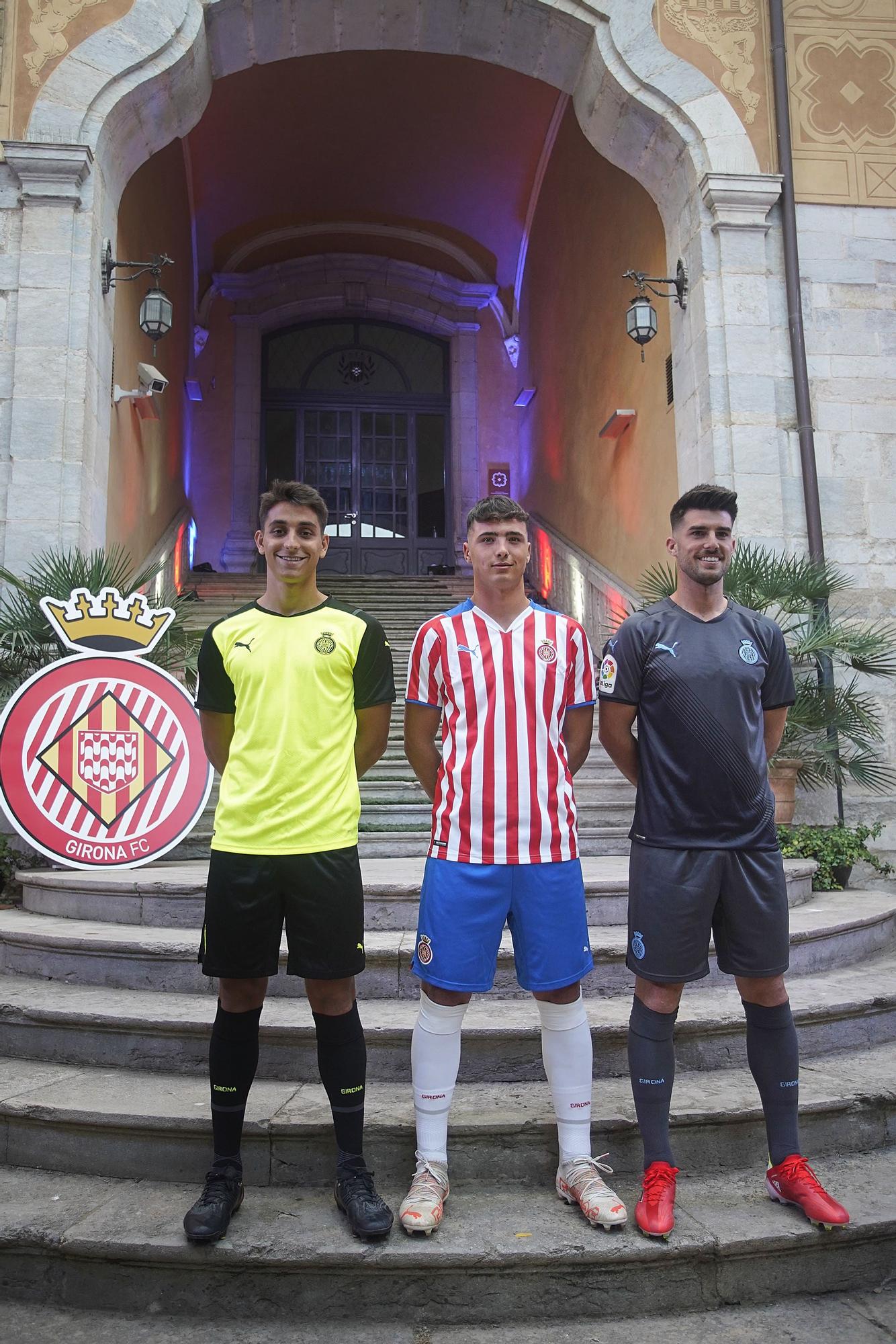 El Girona presenta les equipacions per la temporada 2021-22