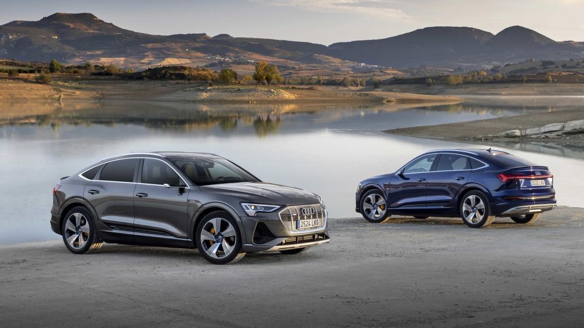 El Audi e-tron Sportback tiene disponibles las cámaras que sustituyen a los retrovisores exteriores, aumentando su imagen futurista.