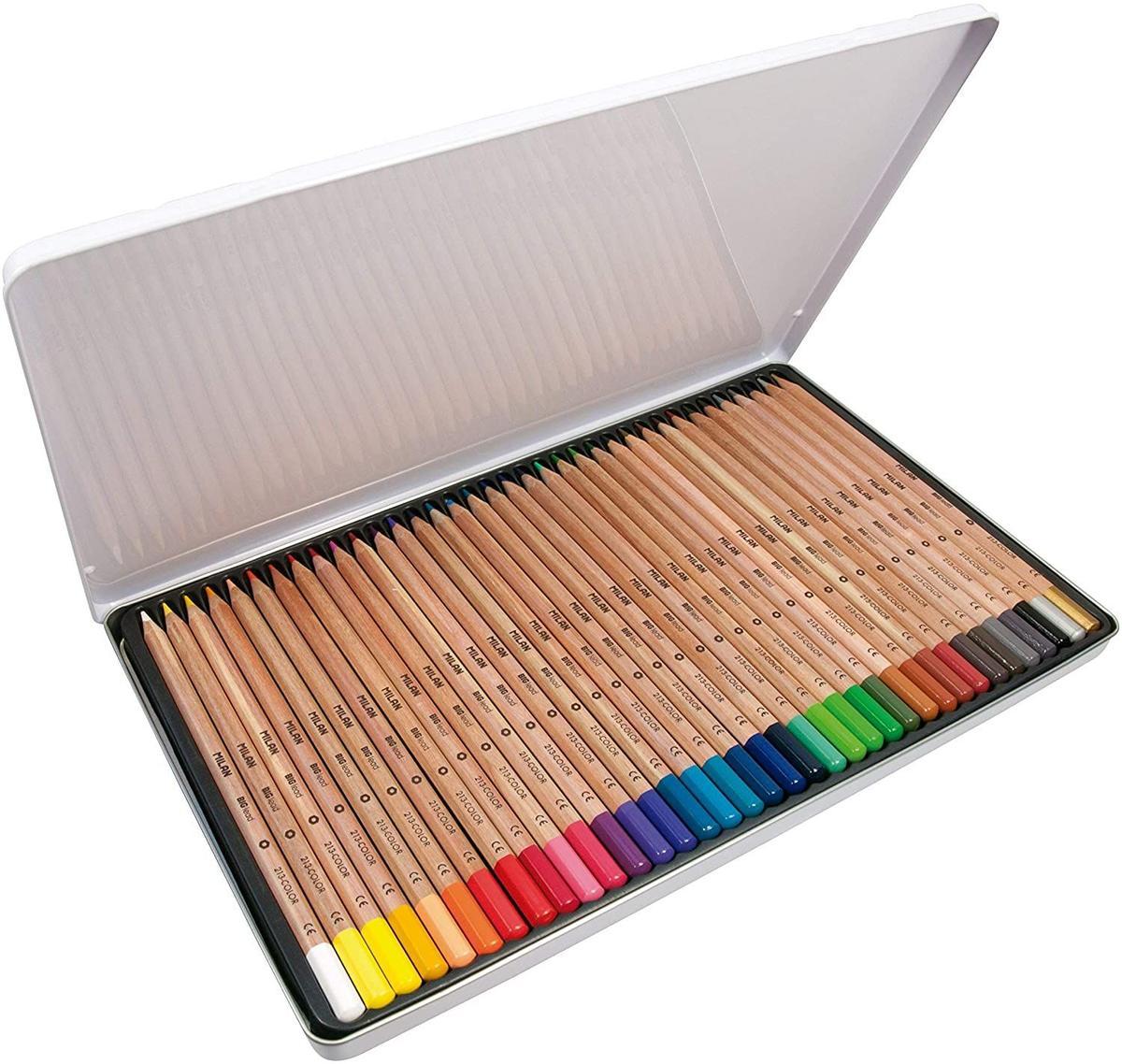 Caja metálica con 36 lápices de colores, de Milán (11,60 euros)