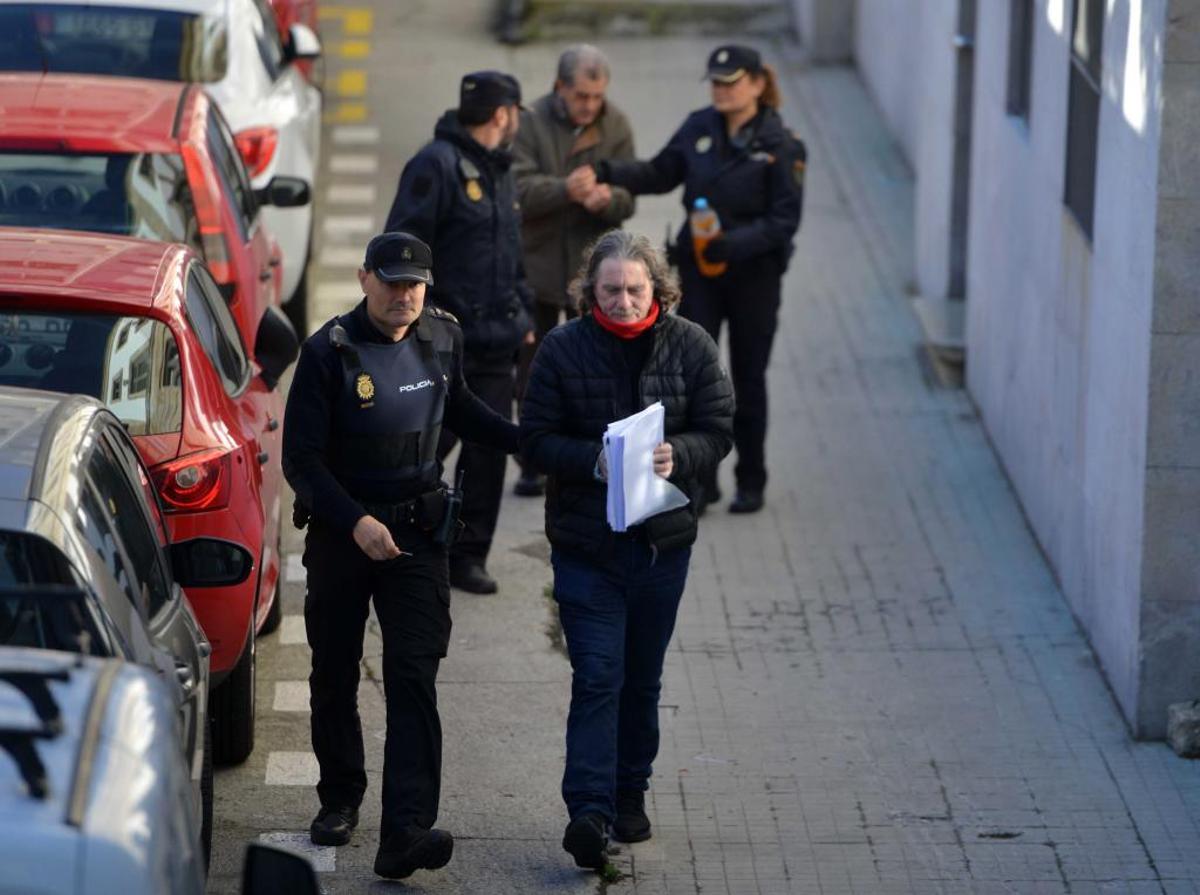 Sito Miñanco, a su llegada a los juzgados de Pontevedra