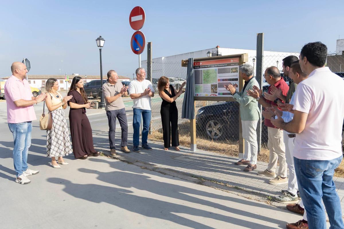 Presentación del nuevo Circuito Cicloturista BTT La Vega del Guadalquivir, este jueves en Palma del Río.