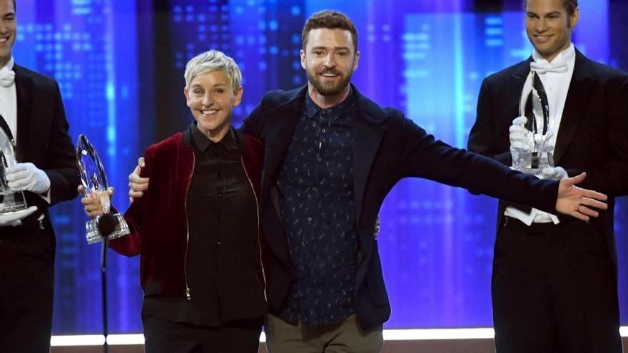 DeGeneres reina en los People&#039;s Voice Awards