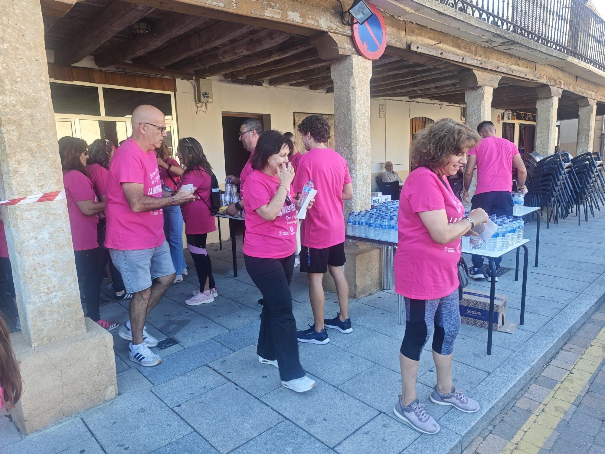 GALERÍA | La marcha de Fuentesaúco por el cáncer en imágenes