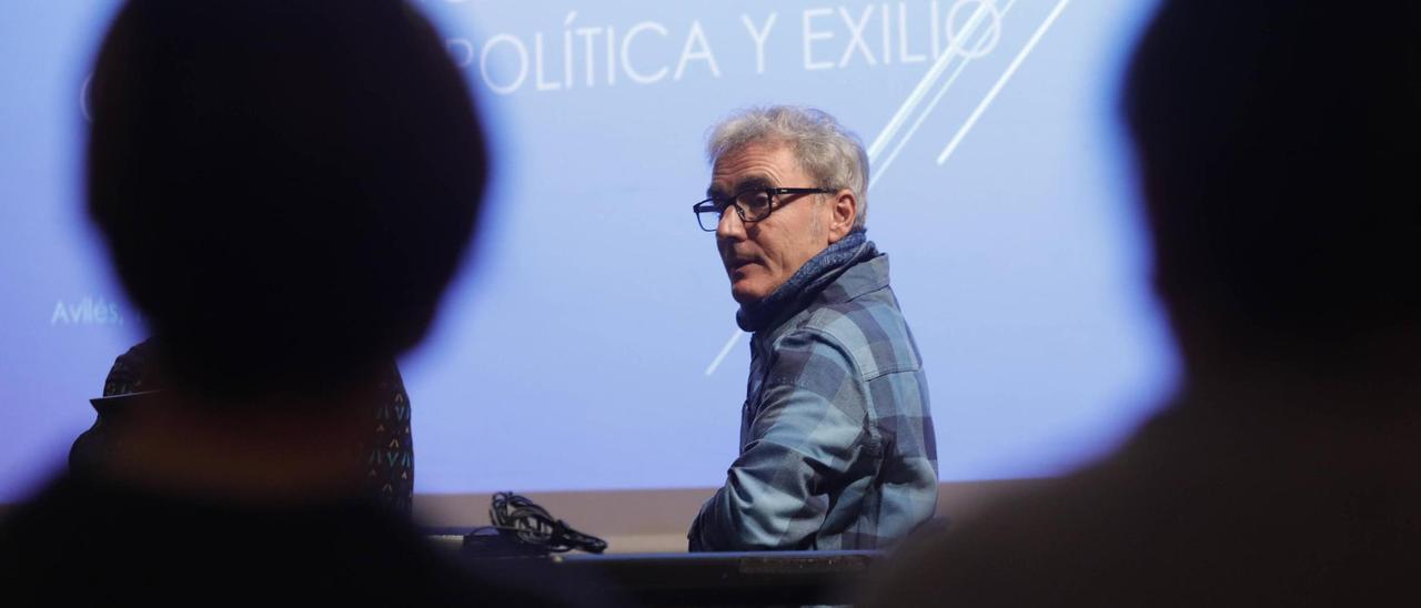 Ramón García Piñeiro en la conferencia &quot;Avilesinos contra Franco&quot;.