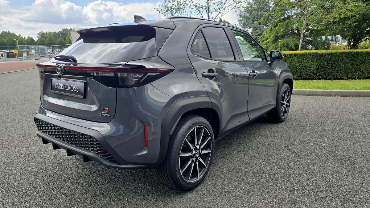 El Toyota Yaris Cross se renueva ofreciendo más carácter y sostenibilidad para el rey de los SUV híbridos