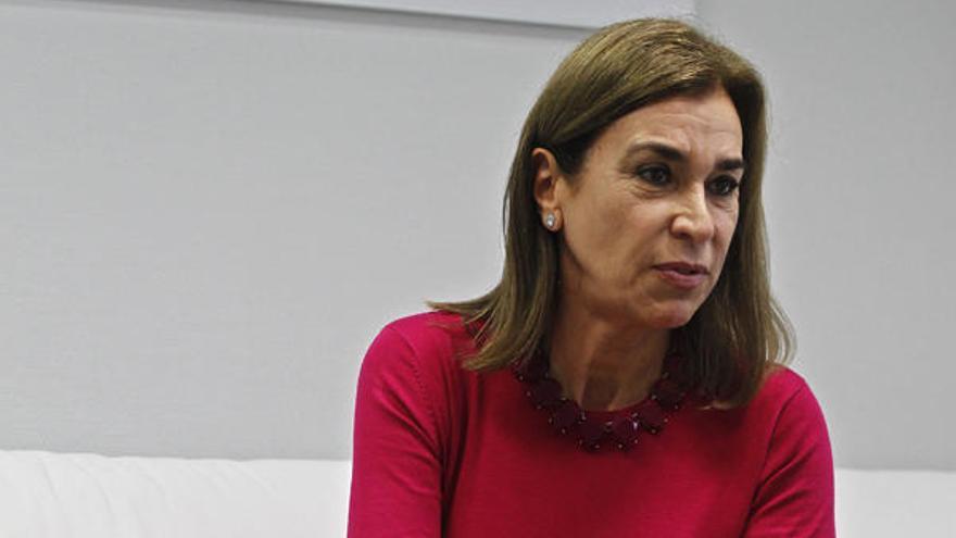 Carmen Posadas: &quot;La vida social española se  ha &quot;chonizado&quot; bastante&quot;