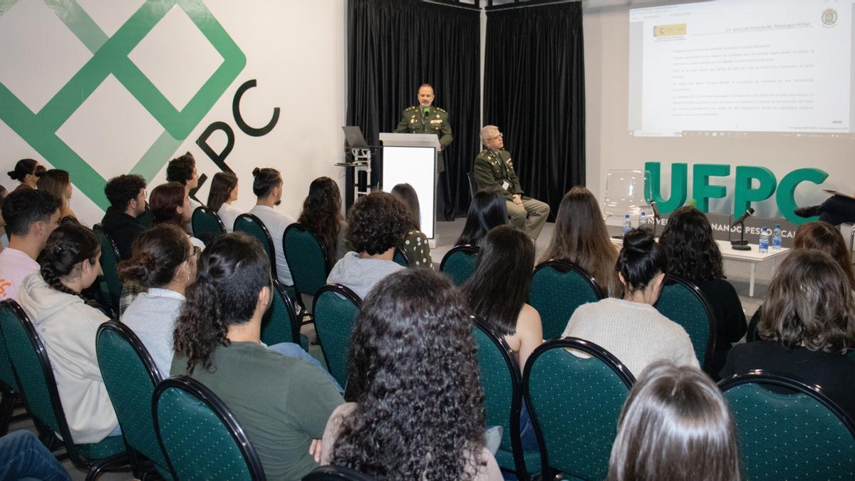 Jornadas sobre Psicología Militar en la Universidad Fernando Pessoa Canarias.