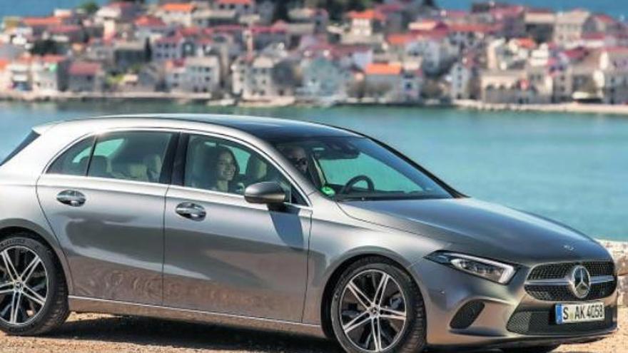 El Mercedes-Benz Clase A, premiado como &#039;Coche del Año de los Lectores 2019&#039;.