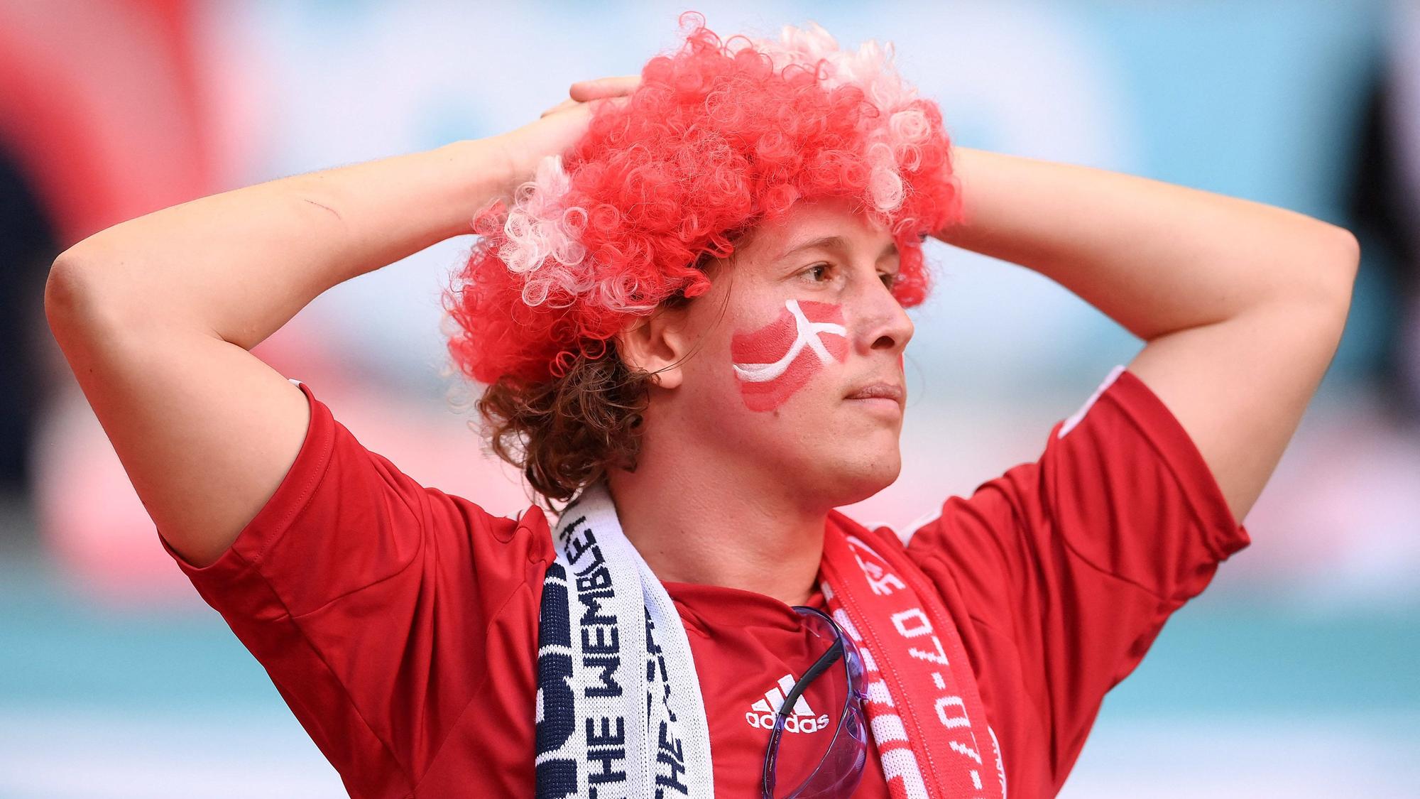 Un aficionado danés, durante el partido contra Inglaterra de semifinales en Wembley.