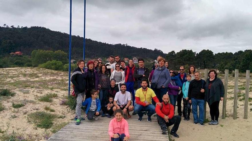 El grupo que realizó la ruta intermareal. // G.N.