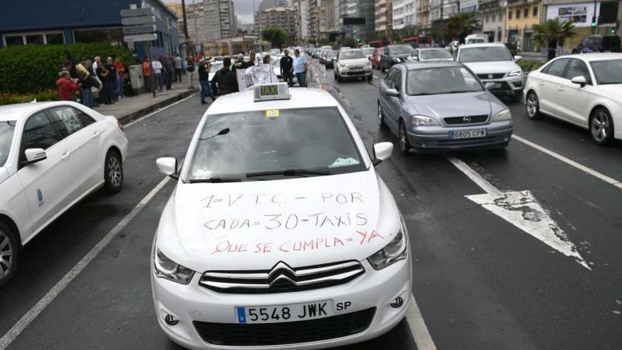 Firmas como Uber o Cabify solo podrán transportar viajeros entre municipios a partir del sábado