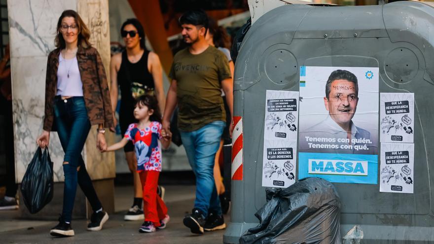 Argentina pone en juego algo más que dos modelos políticos (ultraderecha vs peronismo) en la pelea entre Milei y Massa