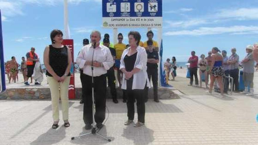 La oficial. Izan las banderas azules, Qualitur y Q de calidad en las playas