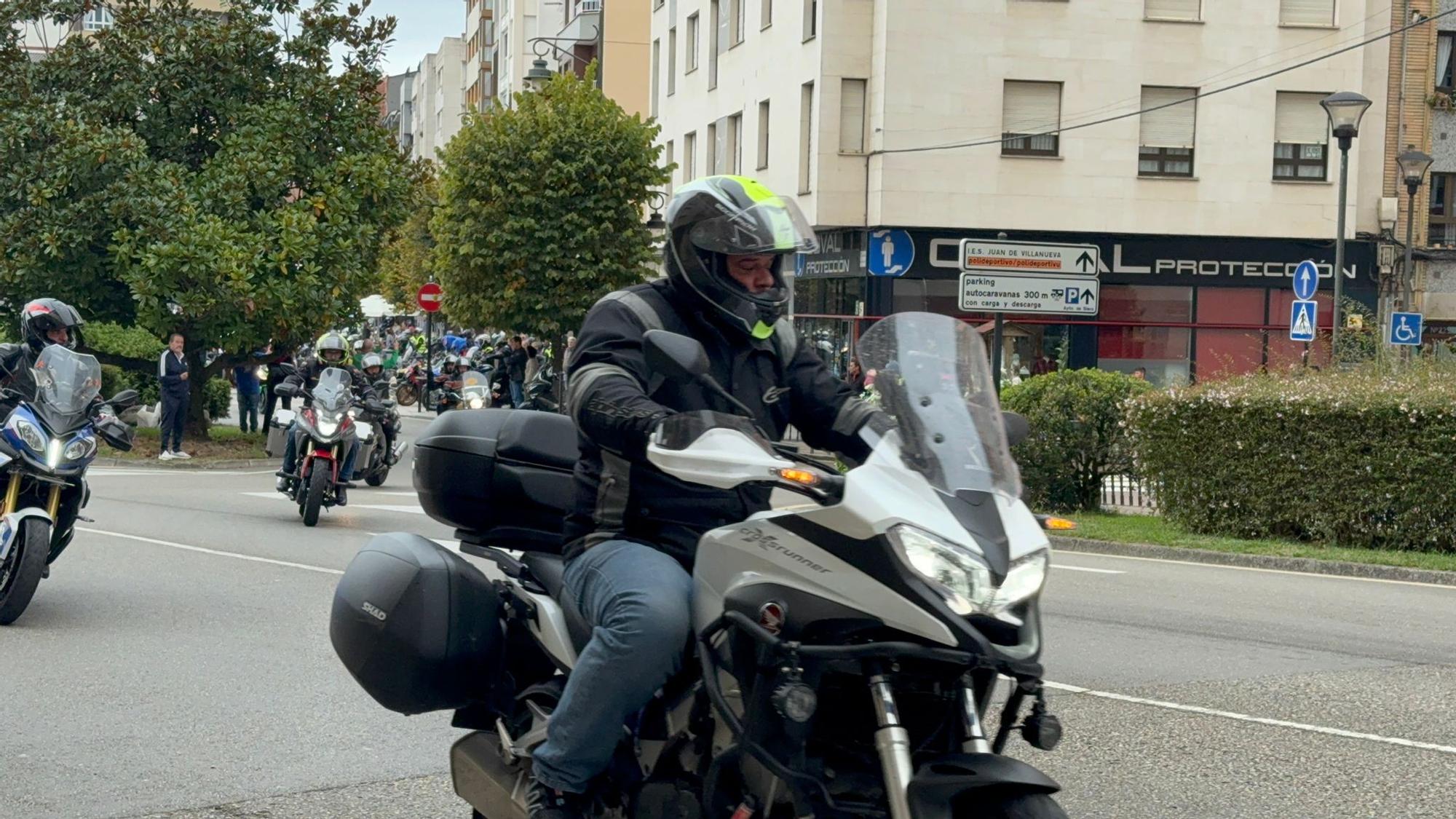 Así fue la primera salida del Motoencuentro Solidario en Siero