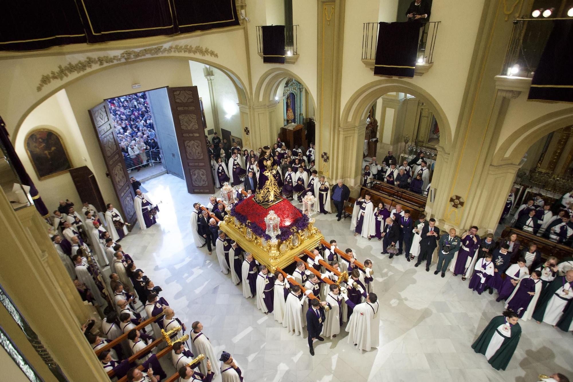 Así 'procesionó' la Hermandad del Rescate dentro de San Juan Evangelista de Murcia