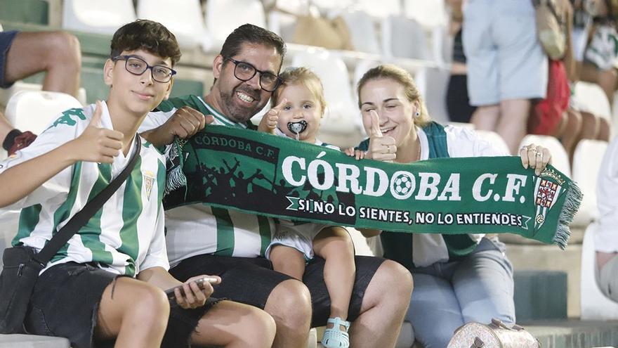 El Córdoba CF alimenta su músculo social y alcanza los 12.000 abonados