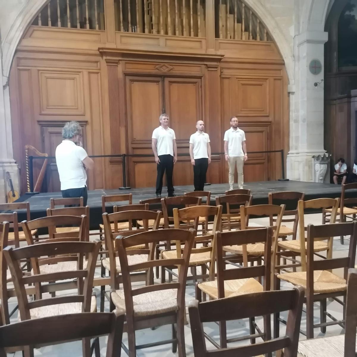 Ensayo en la iglesia de Saint-Étienne-du-Mont esta tarde de lunes