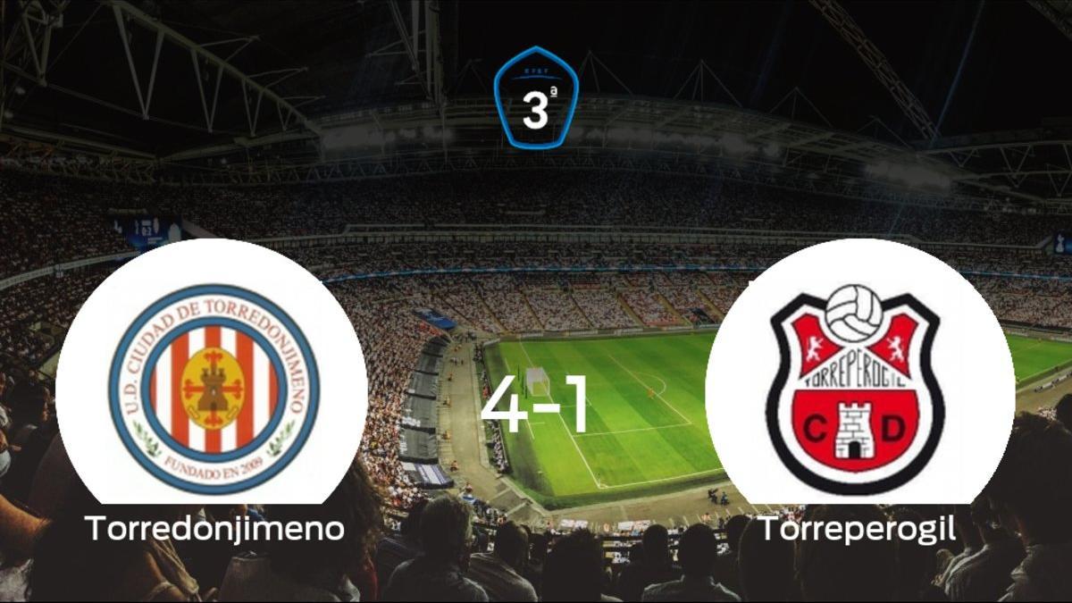 El Torredonjimeno logra una trabajada victoria en casa frente al Torreperogil (4-1)