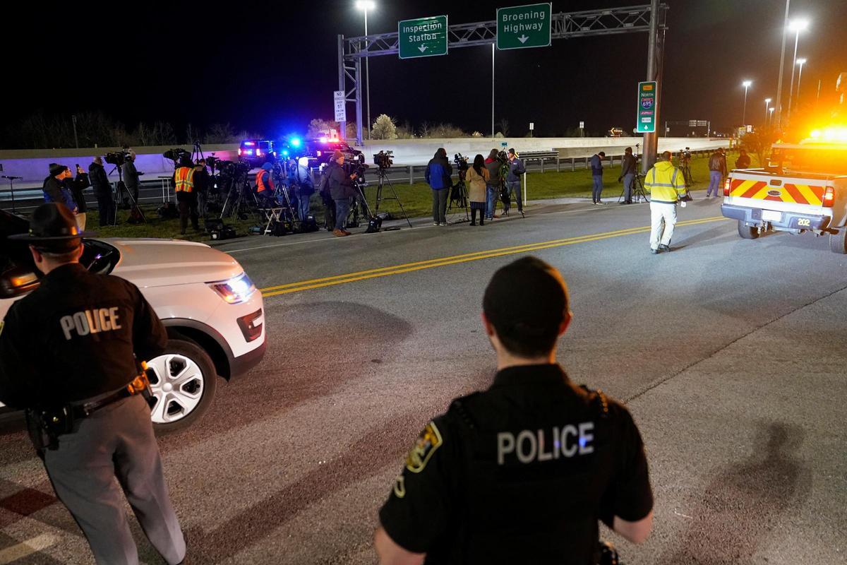 Un barco carguero  impacta contra el puente Francis Scott Key en Baltimore