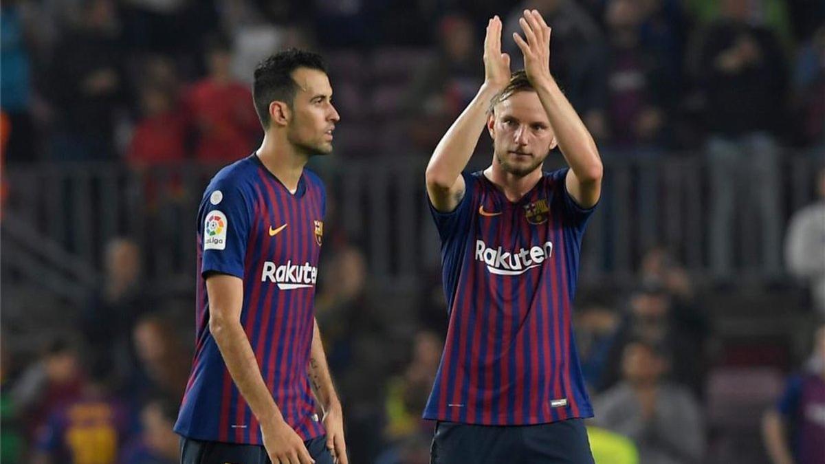 Busquets y Rakitic, intocables para Valverde