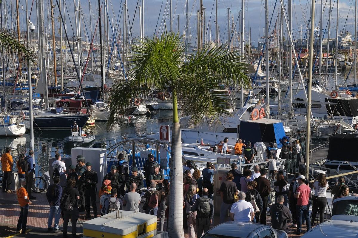 Desahucio en el Muelle Deportivo