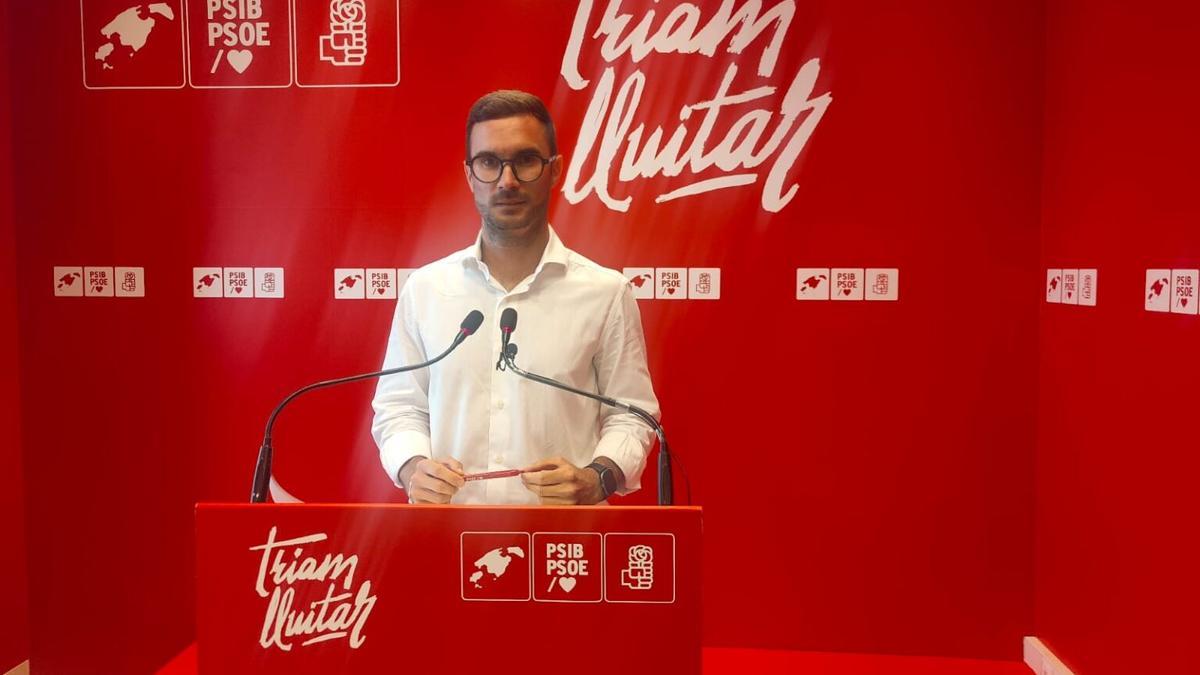 El portavoz del PSIB-PSOE, Rubén Castro