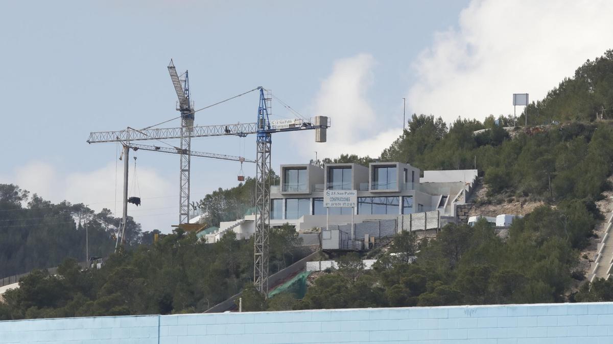 Obras en Cas Mut.