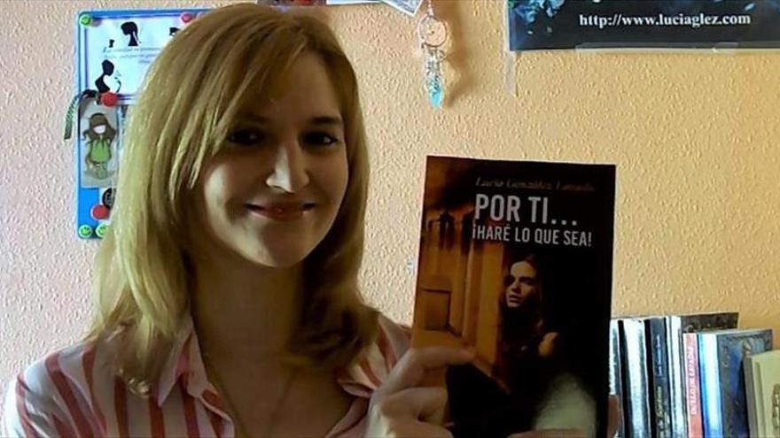 La escritora almendralejense Lucía González publica novela