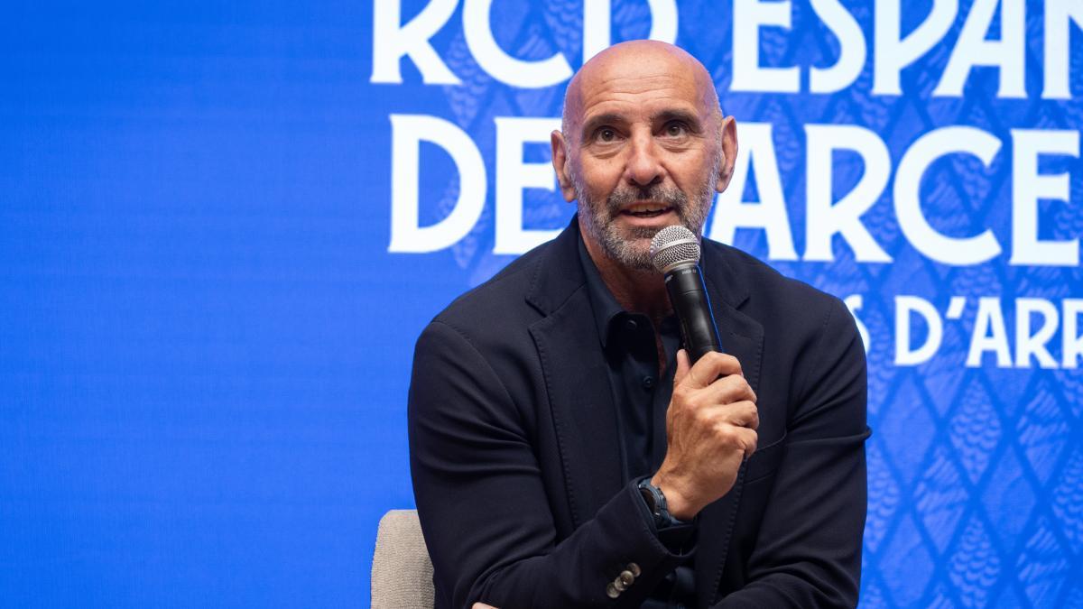 Monchi tiene clara la hoja de ruta en el mercado