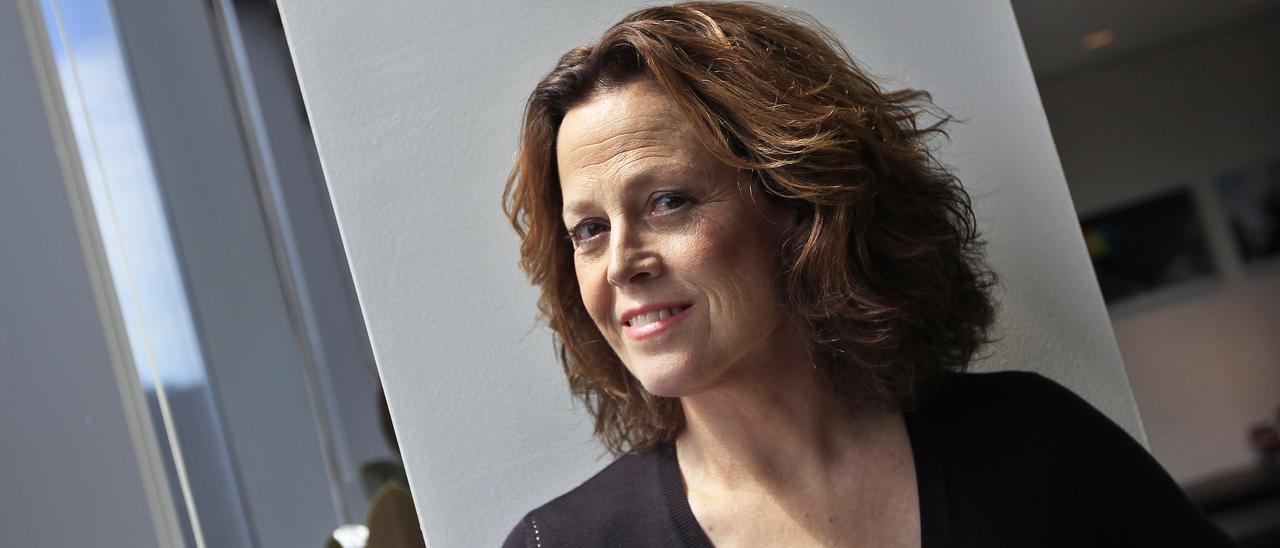 Sigourney Weaver.