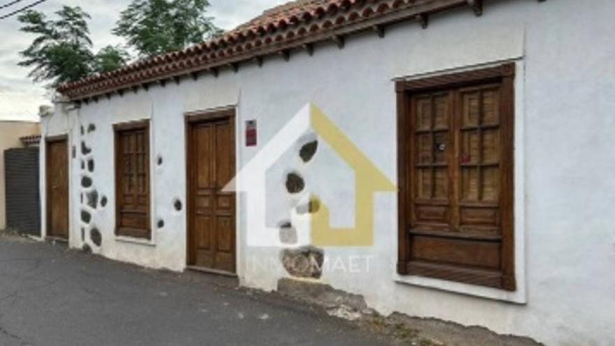 ¿Qué hay tras las puertas de esta finca en Icod de los Vinos? Una magnífica oportunidad inmobiliaria