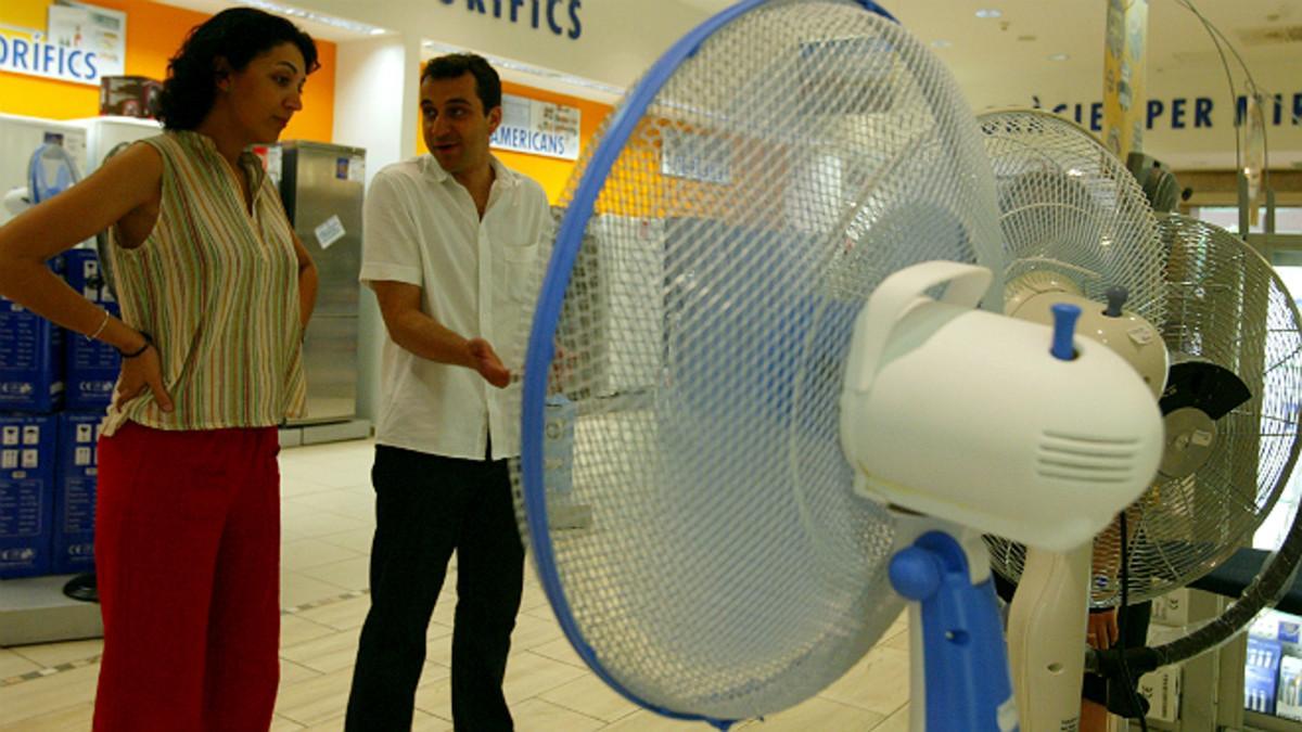 Ventilador en un comercio.