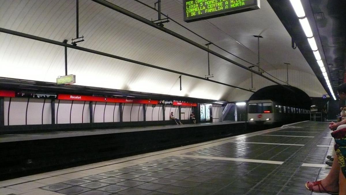 Estación de metro de Rocafort, en la L1