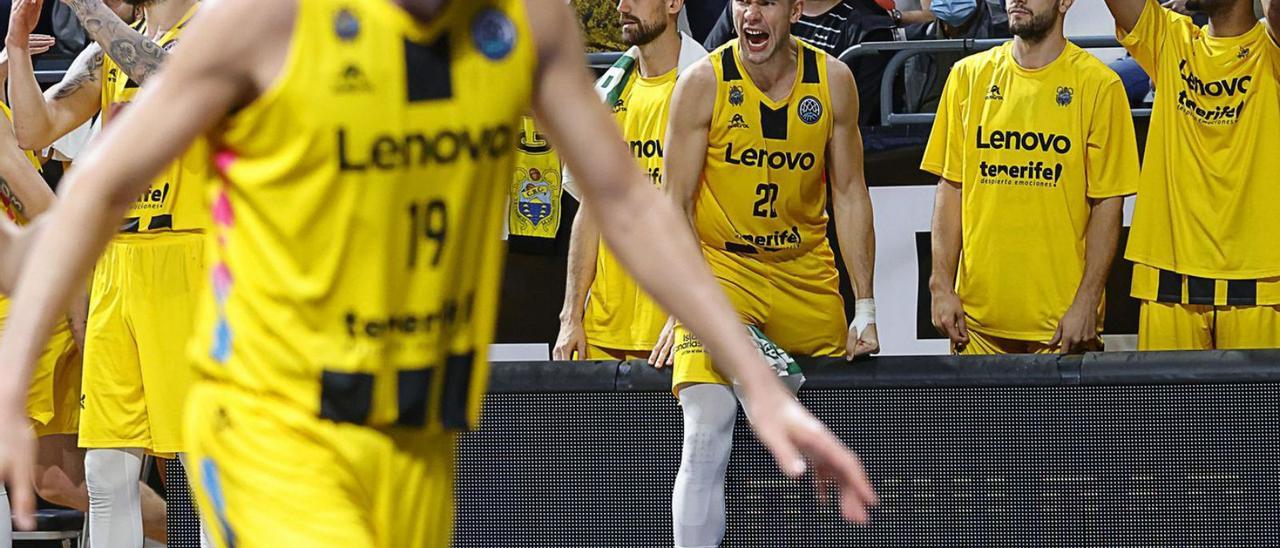 Emir Sulejmanovic expresa su rabia en una acción del partido de este pasado miércoles.