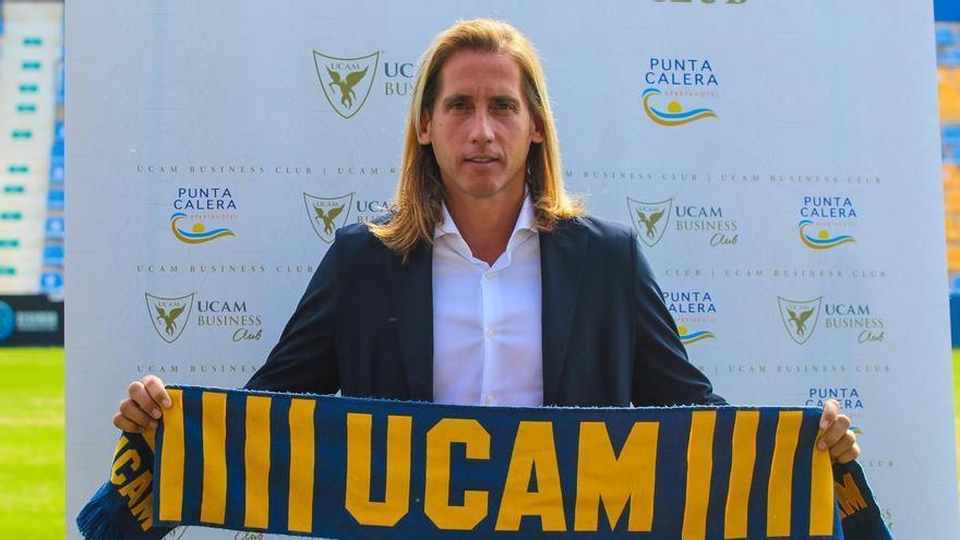 Checa : "Quiero devolver al UCAM todo lo que me dio hace años"