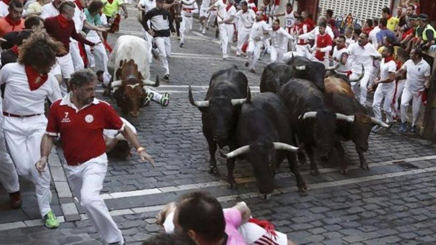 Los toros de Victoriano cumplen las expectativas en un encierro rápido y limpio