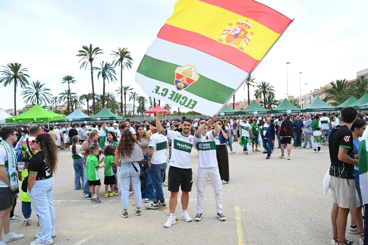 La afición se prepara para el Elche CF - Getafe CF
